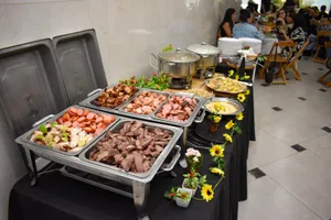 Montagem Completa da Mesa de Buffet