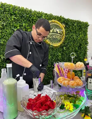 Bartender Profissional no Preparo de Drinks