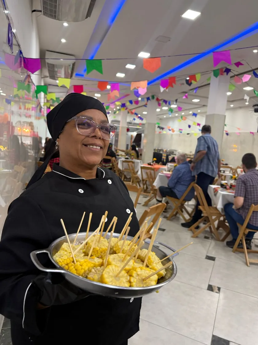 Mesa de buffet montada pelo Big House